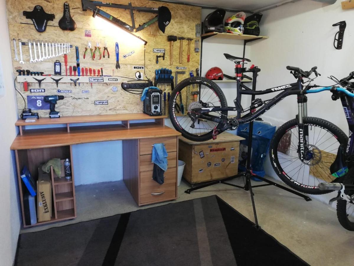 Weixl Schi&Bike Appartements-Bike In&Bike Out Neben Wexl Trails Bikepark Sankt Corona am Wechsel Luaran gambar